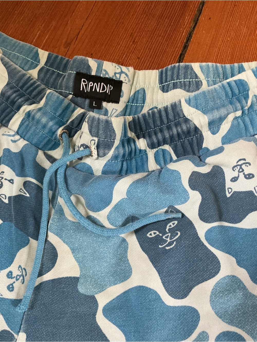 RipnDip Distressed Lord Nermal camo knit shorts, large